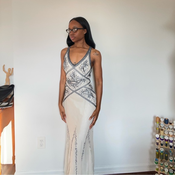 Vintage Beaded Silk Dress - Picture 5 of 17